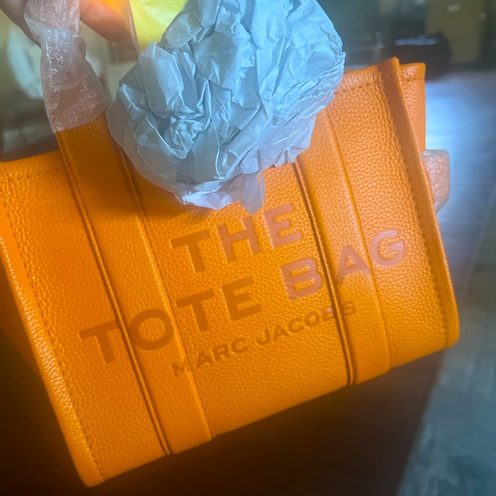 Marc jacobs mini leather tote bag